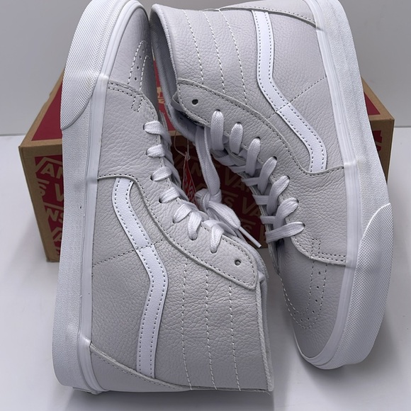 Vans WMNS White High-Top Sneakers Sk8-Hi Tapered
Leather Nimbus Cloud - Picture 11 of 16